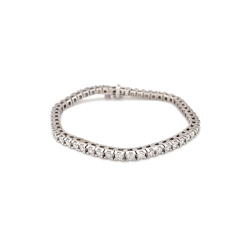 14 Karat White Gold Diamond Tennis Bracelet