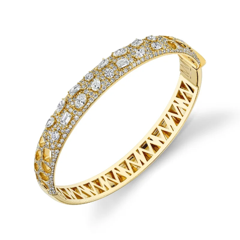 Montage Luxe Pavé Bangle Bracelet