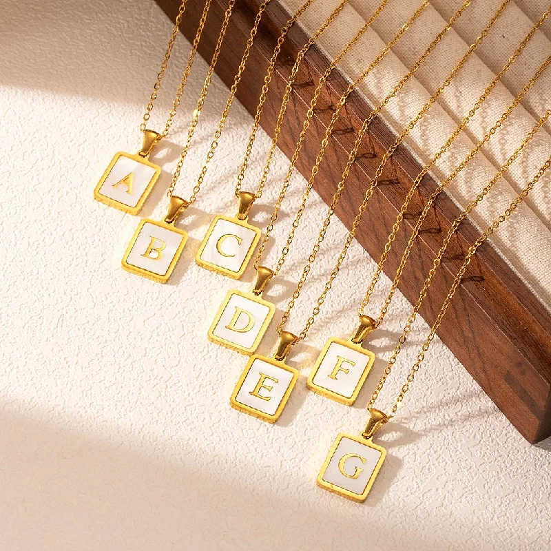 Luxe4352 - Alphabet Necklace