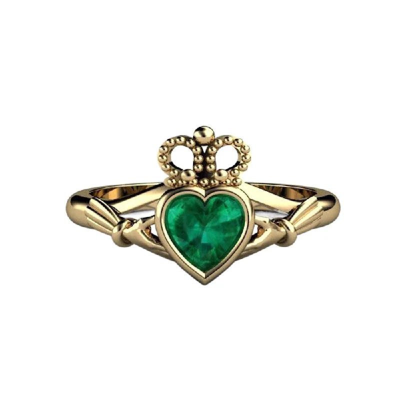 Emerald Claddagh Ring Irish Engagement Ring Celtic Jewelry