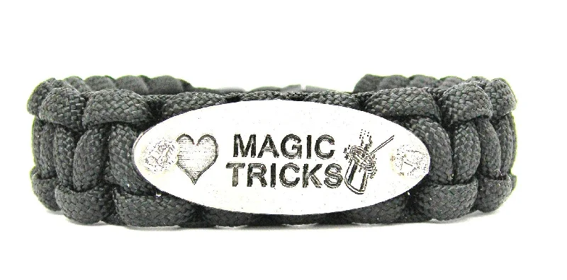 Love Magic Tricks 550 Military Spec Paracord Bracelet